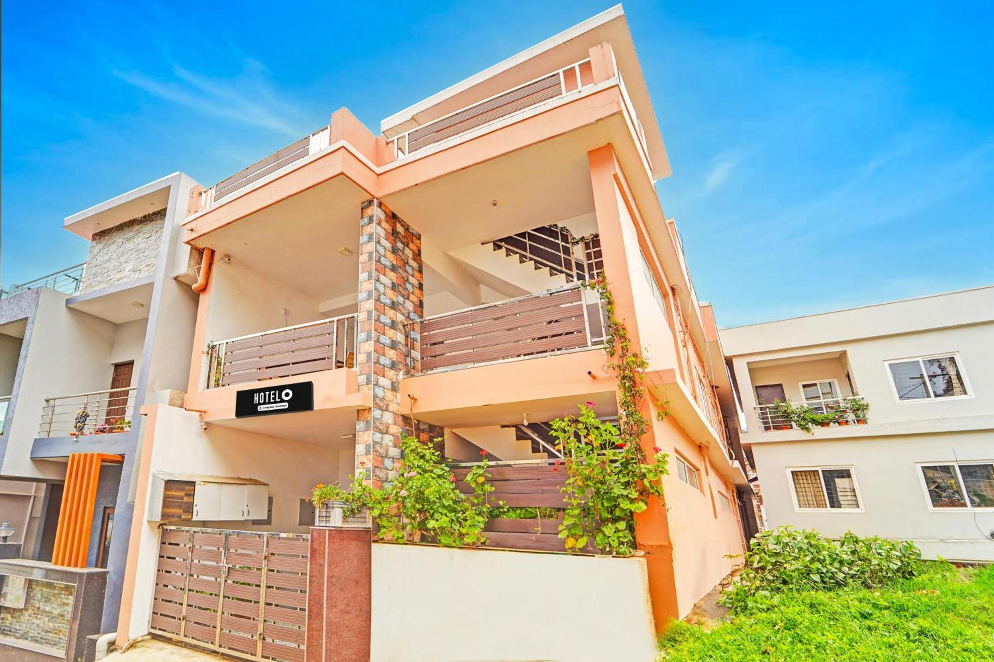 Hotel O Vijaynagar Road Formerly Anmol Peace Stay Ooty Esterno foto