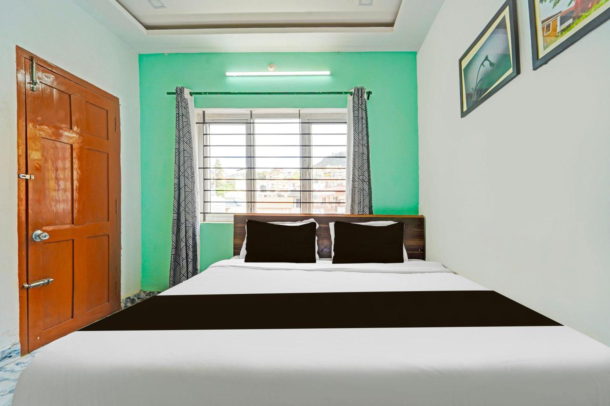Hotel O Vijaynagar Road Formerly Anmol Peace Stay Ooty Esterno foto